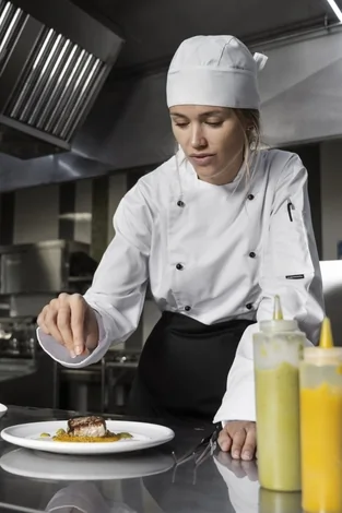 tip-article-image-Meble gastronomiczne na wymiar - doskonałe dopasowanie do indywidualnych potrzeb biznesu