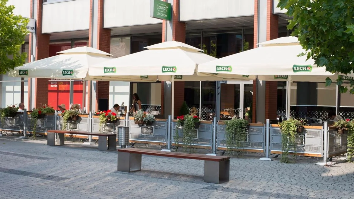 Parasol reklamowy z nadrukiem - doskonała promocja dla branży HoReCa-tip-image